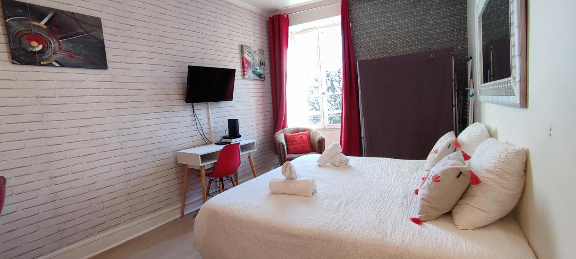 Cosy-2 Pers-Coeur De Ville-Proche Bd Pyrenees Pau Exterior photo